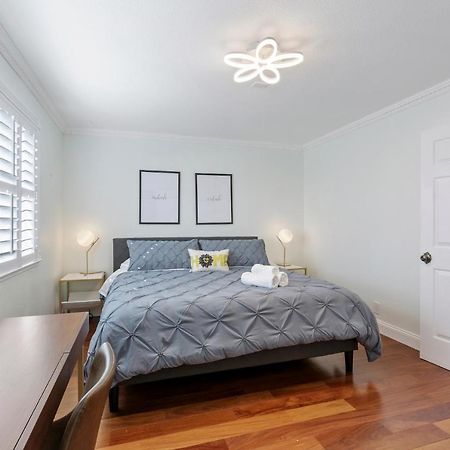 @ Marbella Lane - Buckingham Place Laundry + P 帕西菲卡 外观 照片