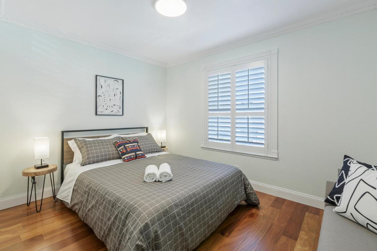 @ Marbella Lane - Buckingham Place Laundry + P 帕西菲卡 外观 照片